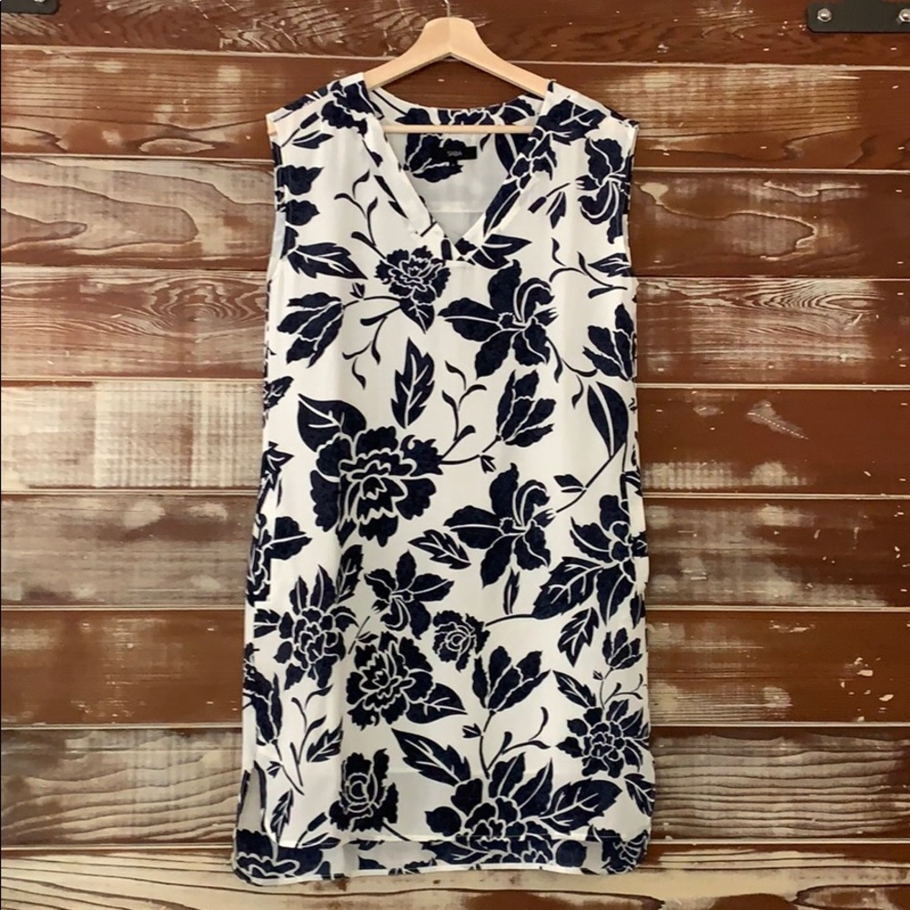 Silk floral sleeveless dress